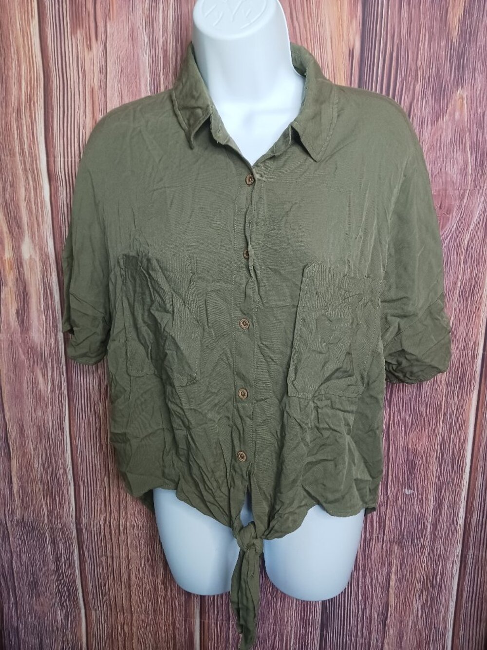 Hyfve olive green short sleeve button up tie front hem size small